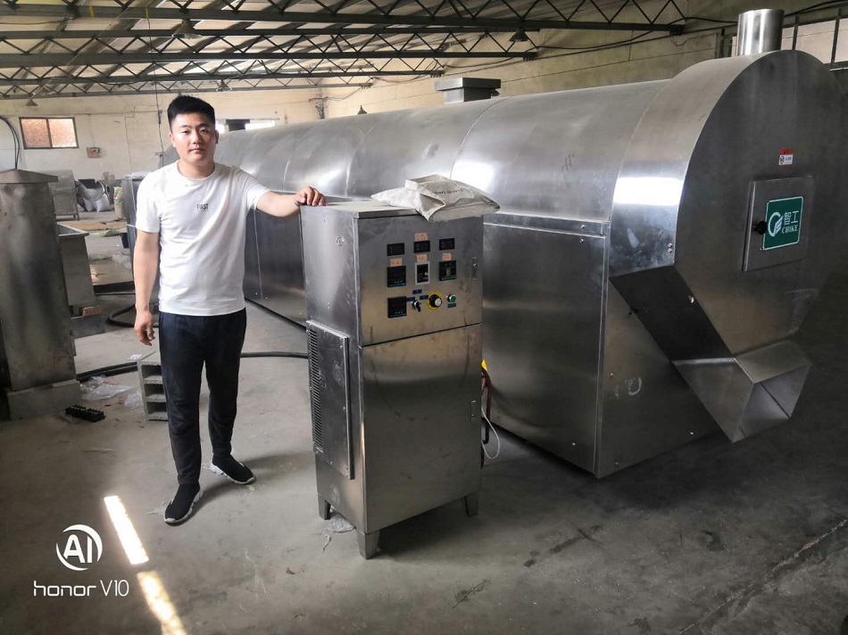 江蘇連云港客戶(hù)訂購(gòu)許昌智工的8米流水線(xiàn)電磁炒貨機(jī)安裝到位 江蘇連云港客戶(hù)訂購(gòu)許昌智工的8米流水線(xiàn)電磁炒貨機(jī)安裝到位
