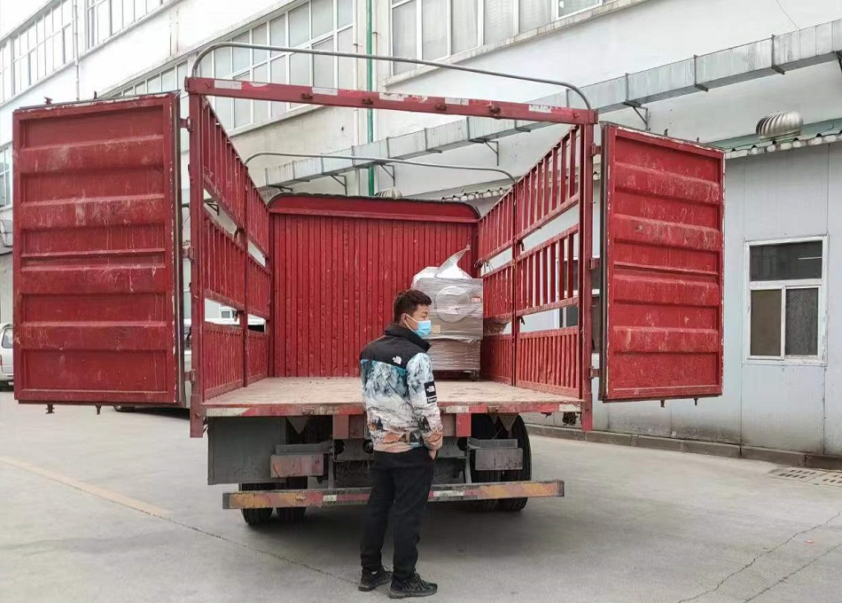 河南客戶訂購小型電磁炒貨機現場發貨完成 河南客戶訂購小型電磁炒貨機現場發貨完成